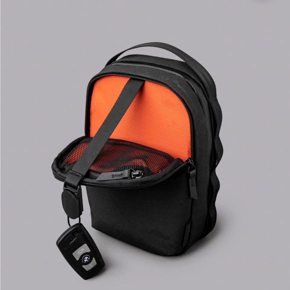 NWT ALPAKA METRO SLING MAX - Picture 5 of 16